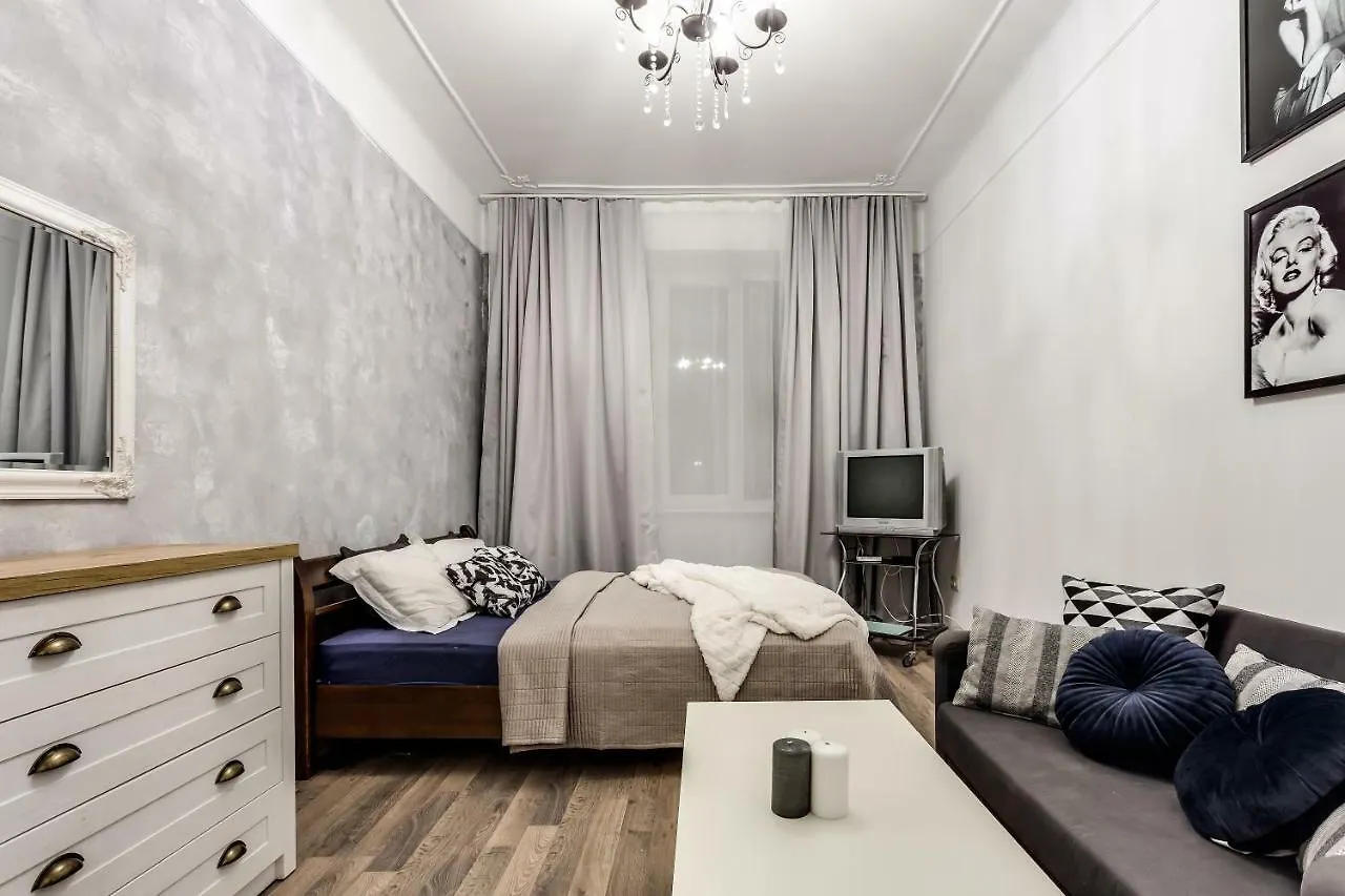 Apartment On Sharanevycha Lviv